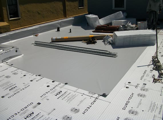 Fanfold Membrane Roof